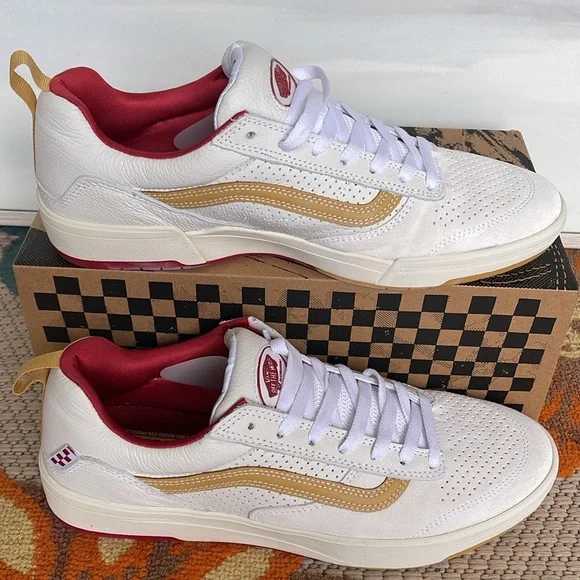 Vans WMNS Zahba Vintage Sport White Multi
VN0007QQJ5K
Sneakers - Picture 15 of 16